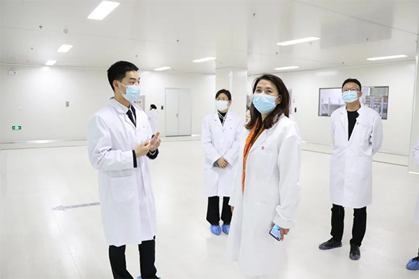 邱友梅副县长率调研组到中南源品干细胞科技园